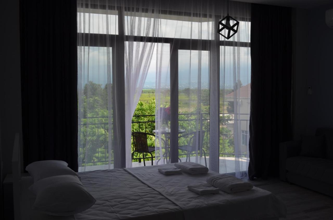 Guest House Madonna Kobuleti Eksteriør billede